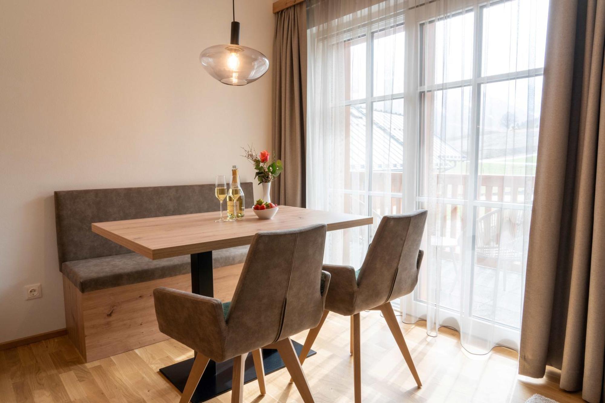 Bauernhofhotel "Die Unterbergerin" - Zimmer Mit Fruehstueck Und Ferienwohnungen In Gastein Mit Gratis Thermeneintritt Dorfgastein Esterno foto